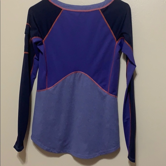 Merrell women’s athletic top - Picture 4 of 9